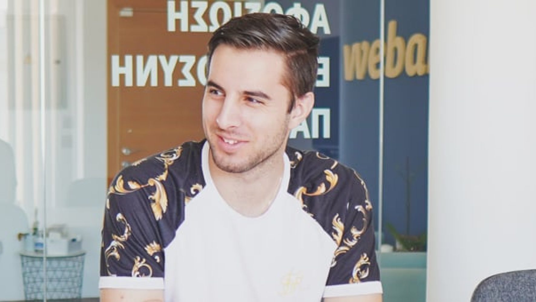 Victor_teaser_1